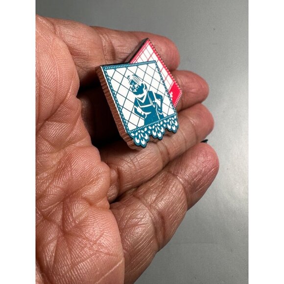 Coco Disney Trading Pin Pixar Paper Flag Banner Guitar Lapel Pin Brooch Jewelry - Picture 5 of 7